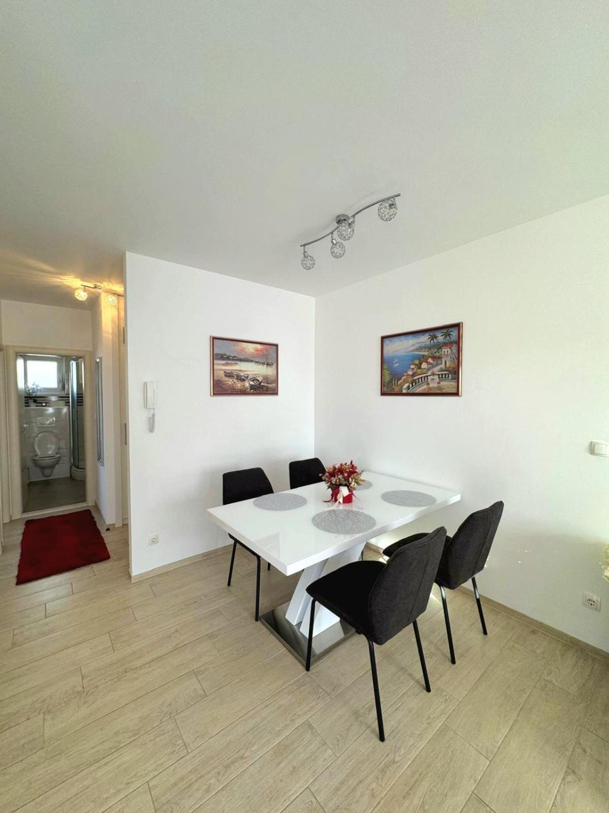 Apartment Misic Trogir Ngoại thất bức ảnh