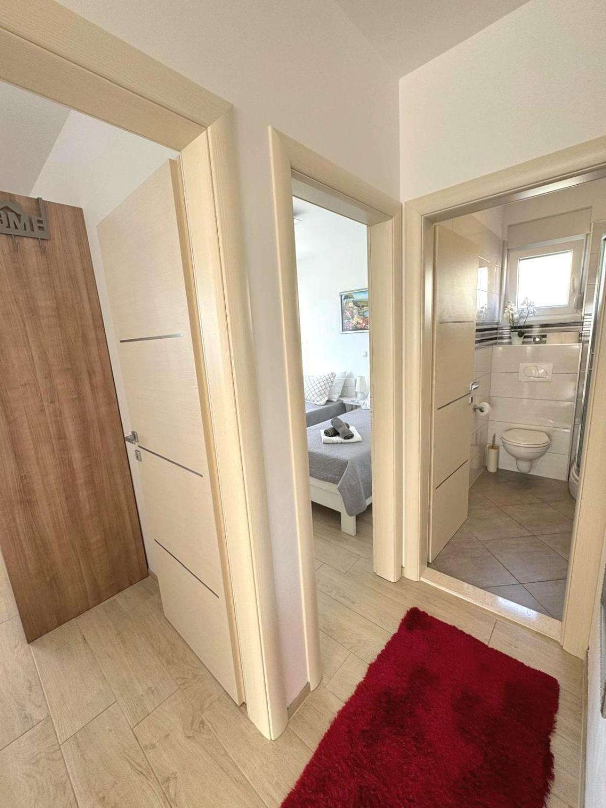 Apartment Misic Trogir Ngoại thất bức ảnh