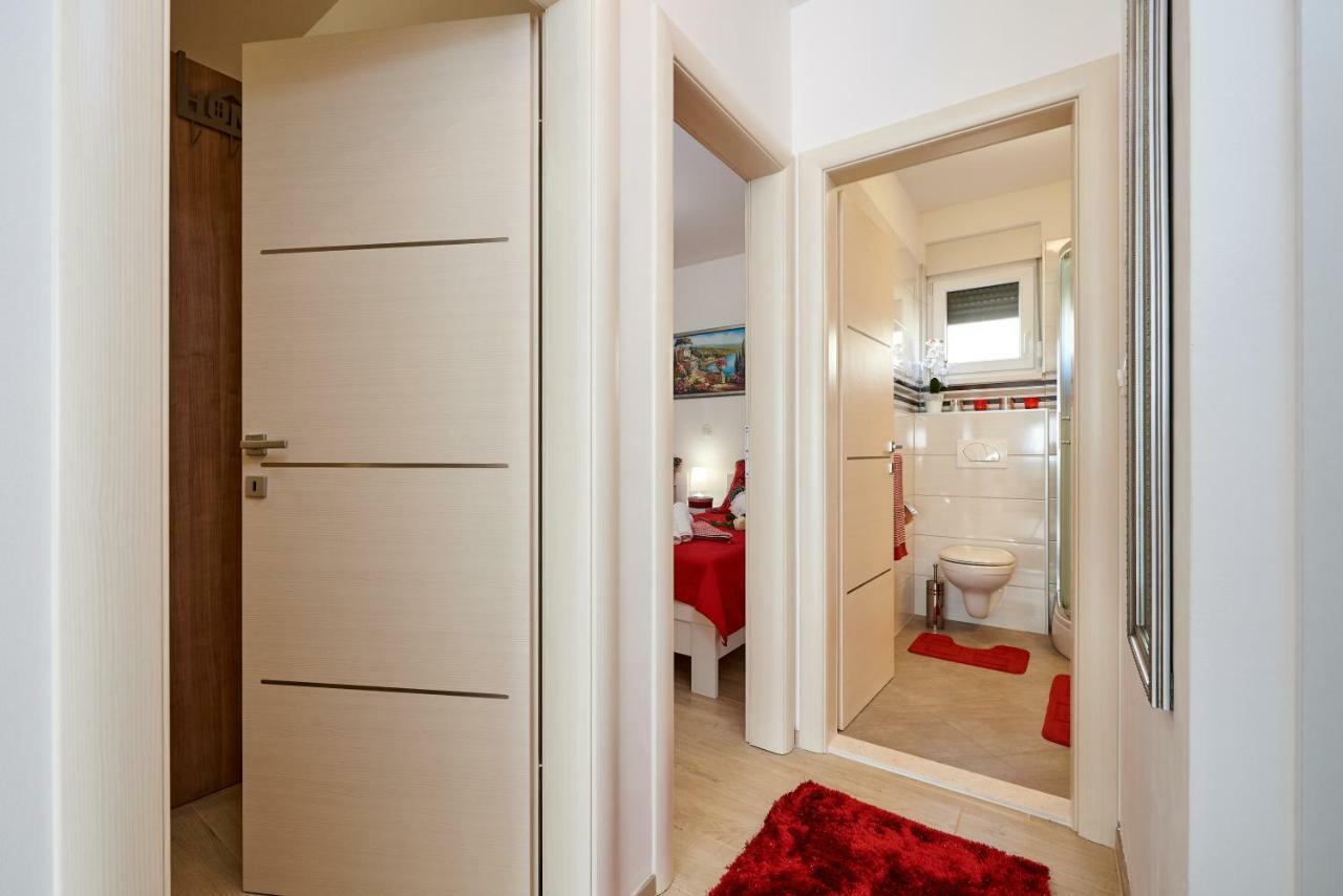 Apartment Misic Trogir Ngoại thất bức ảnh