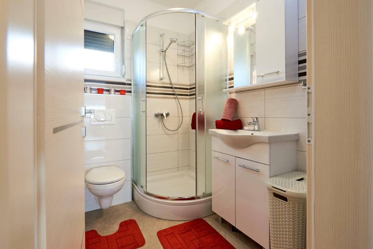 Apartment Misic Trogir Ngoại thất bức ảnh